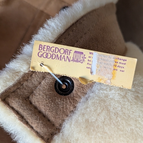 VTG 1960s Bergdorf Goodman Shearling Snap Front Long Line Vest - Picture 6 of 10